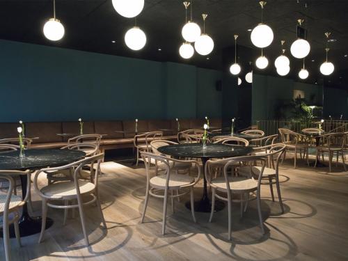 Yurbban Trafalgar Hotel - image 3