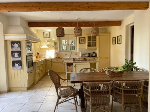 Iekārtas, La Villa Baronnette in Cabrieres-d'Avignon