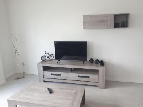 Los Dolses Mirador Apartments 2 beds - image 4