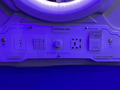 Capsule Inn