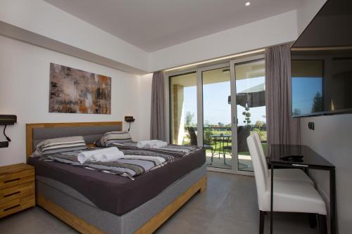 Deluxe Double Room with Sea View