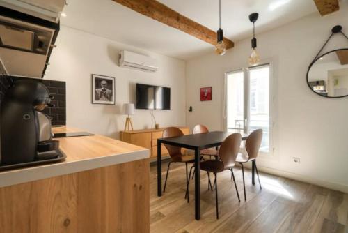 1BRE - Splendide appartement Vieux-Port, Marseille (photo 7)