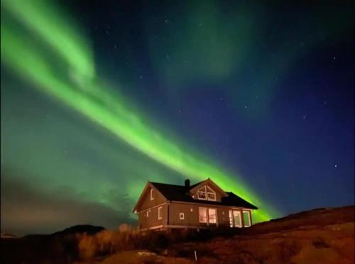 Moderne hytte på fantastiske Gimsøy i Lofoten