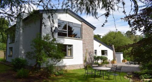 luxury hotels in Highland