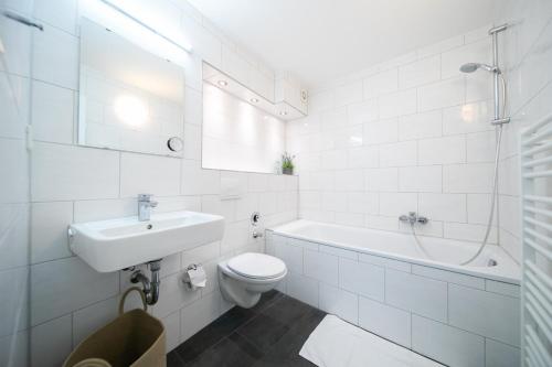 Favorite Stays -Suite and More - Altstadt, Düsseldorf (photo 6)