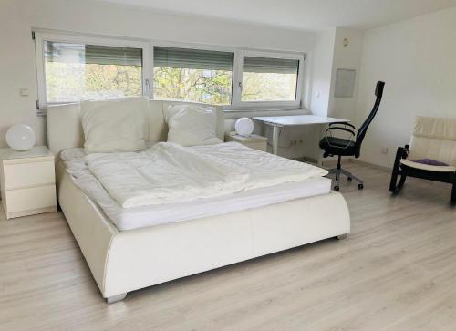 Ganzes Haus mit 3 Zimmern an der Messe Hannover - inclusive Parking - Entire House at Hanover Fairground - Wifi - Homeoffice, Hannover (Foto 7)