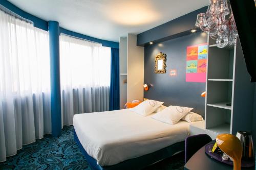 room detail thumbnail 0