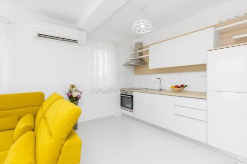 Superior Two-Bedroom Apartment with Terrace image 2