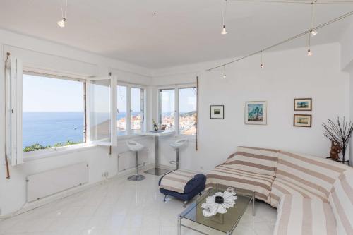 Apartment Rea - image 12