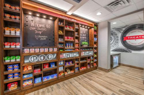 Hampton Inn & Suites Dallas-Allen, Аллен (фото 9)