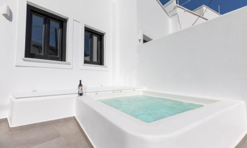 Nostos Apartments Kamari 5