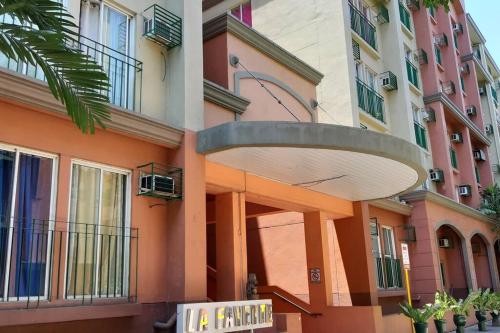1 Bedroom Suite 2B207 in La Fayette Chateau Elysee, Manila (fotografie 3)