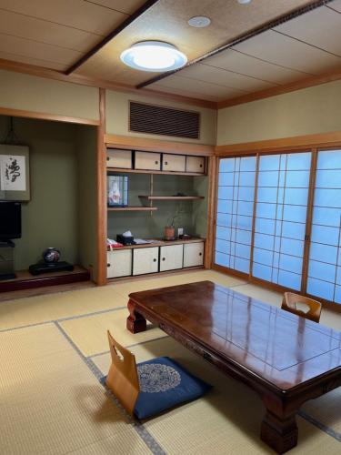 Japanese-Style Room