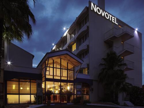Entrance, Novotel Montpellier in Aiguerelles