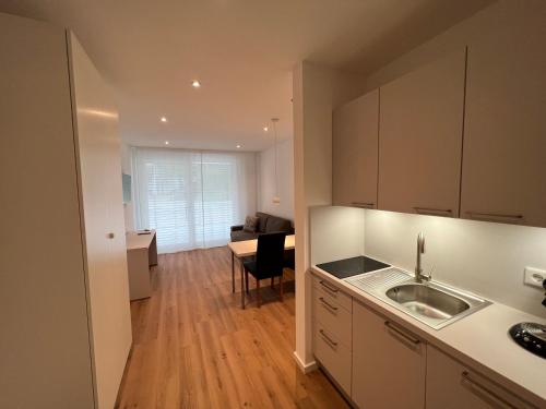 Konyha, Bhome Serviced Apartments in Erharting