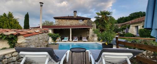 Peldbaseins, La Rose in Brossac