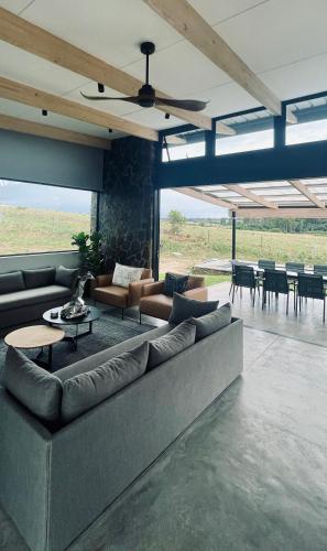 The Villa at 40 Acres - Self-Catering Luxury Farmhouse on 16 hectares, Magaliesburg (foto 2)
