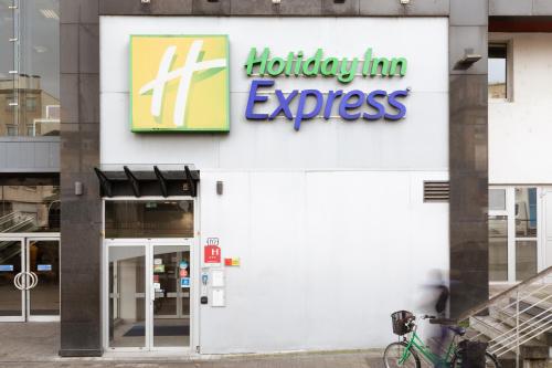 Tempat Masuk, Holiday Inn Express Amiens in Amiens