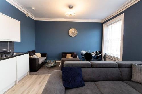 Lavish 2Bed Apartment in the Heart of Birkenhead