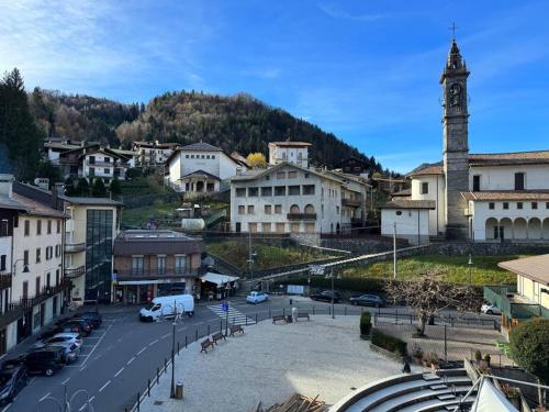 Attico panoramico in zona centrale - Apartment - Oltre il Colle