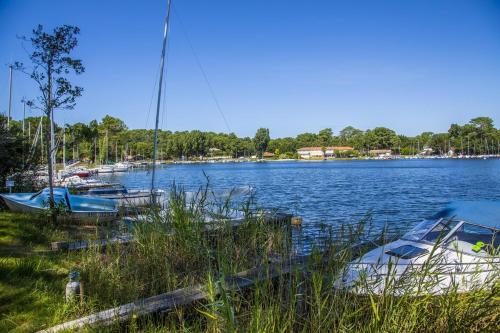 Biscarrosse Plage Charmant 2 pièces en face de l'Océan Biscarrosse Plage Charmant 2 pièces en face de l'Océan