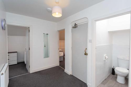 Cherry Property - Blueberry Suite - image 4