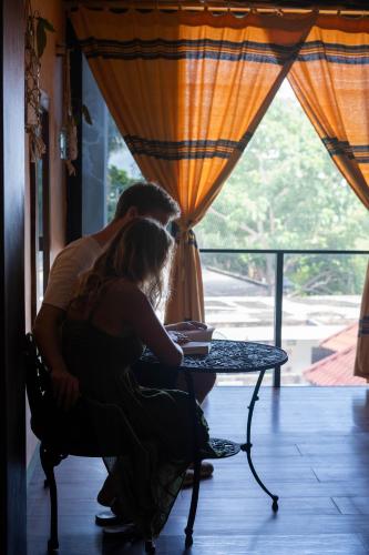 Madre Tierra Hotel & Coworking & Hostal in Puerto Escondido
