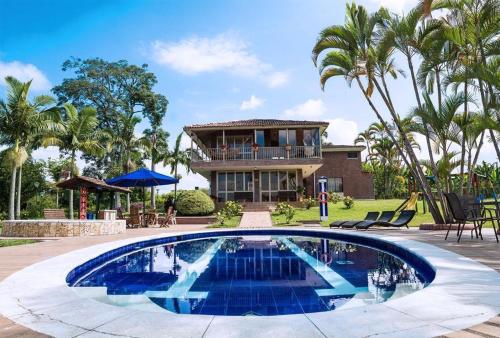 Finca Hotel Valparaiso in Armenia