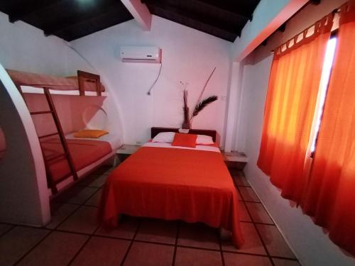 Hotel Cocos in Salinas