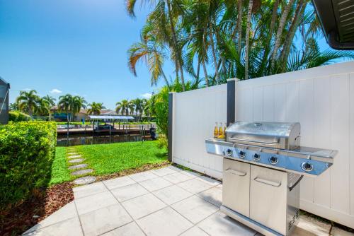 VILLA BOATERS DREAM - 3 BEDS 2 BATHS - 8 GUESTS - GULF ACCESS & POOL/SPA - INCL.10% OFF BOAT RENTAL - image 4