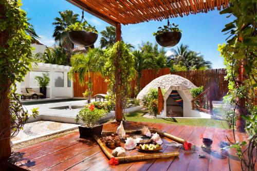 El Dorado Casitas Royale Catamarán, Cenote & More Inclusive in Puerto Morelos, Mexico