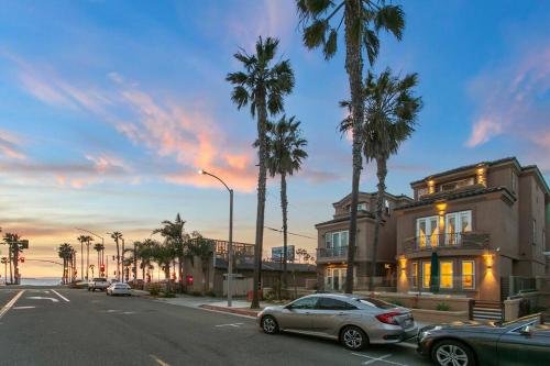 6th on the Beach HB House