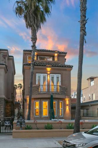 6th on the Beach HB House in Huntington Beach, USA