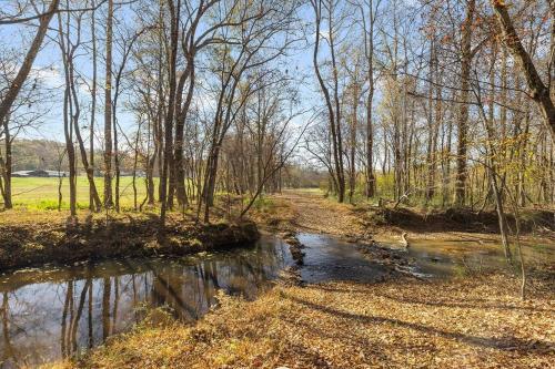 Three Silos Farm -Chatt Hills NEW & Pet Friendly in Chattahoochee Hills, USA