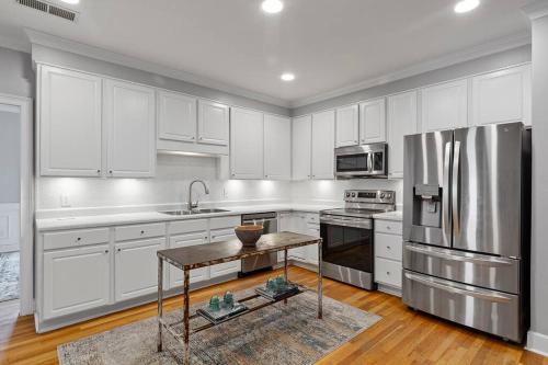 Three Silos Farm -Chatt Hills (NEW & Pet Friendly) in McWhorter