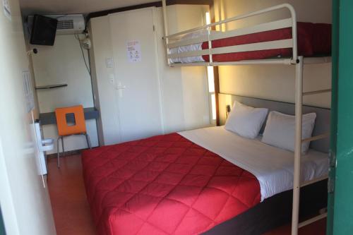 Triple Room with 1 Double + 1 Single Bed