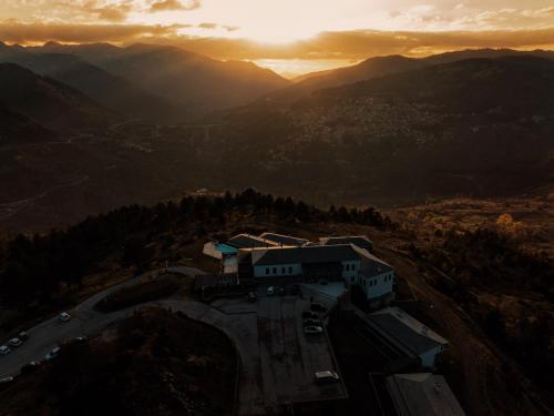 509624037 Grand Forest Metsovo - Leading Hotels of the World