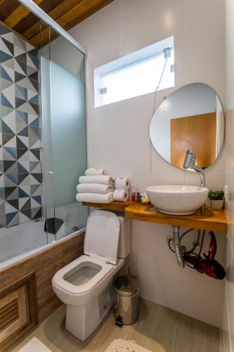 Luxury Triple Room image 10