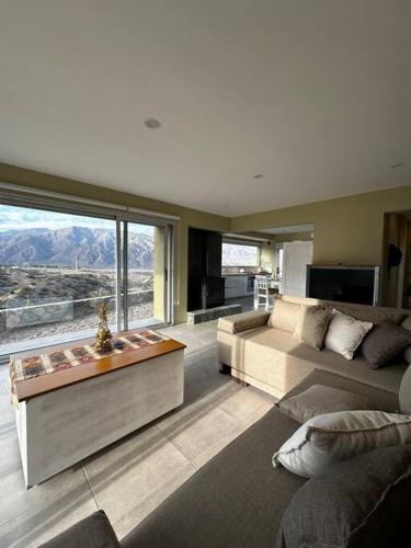 Villamagna, casa en Potrerillos in Near Center