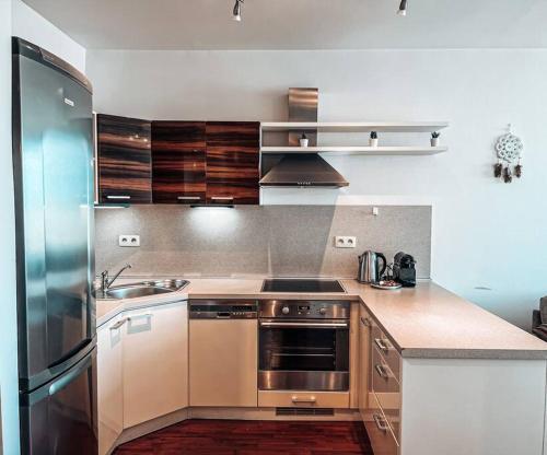 A Zen Getaway with garage parking, Bratislava (fotografie 4)