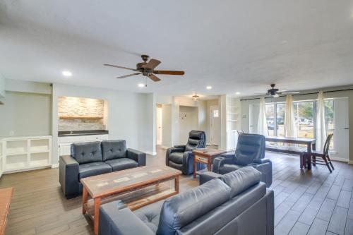 Dog-Friendly Norman Vacation Rental about 2 Mi to OU! in Norman, USA