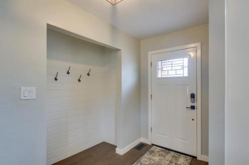 Dog-Friendly Norman Vacation Rental about 2 Mi to OU! in Norman, USA
