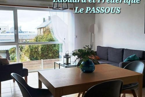 Appartement 80 m de la mer avec wifi et parking offert