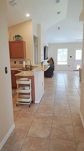 Kitchen, Destin Miramar Walk To Beach Pet Friendly near Captain Dave's On The Gulf
