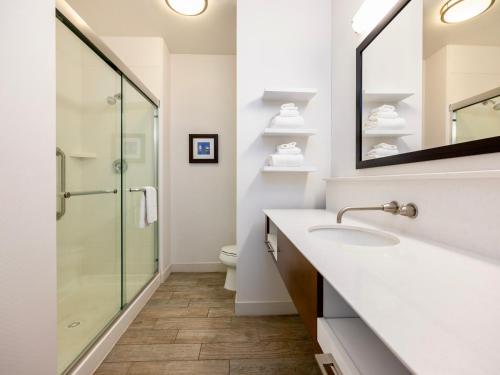 Quality Inn - Pratt - image 3