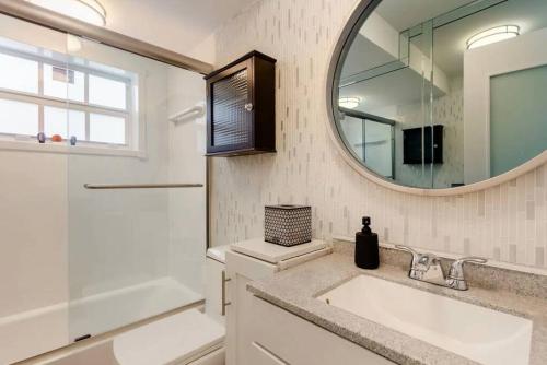 Perfect Beach Escape 1BD/1Bath Close to Everything