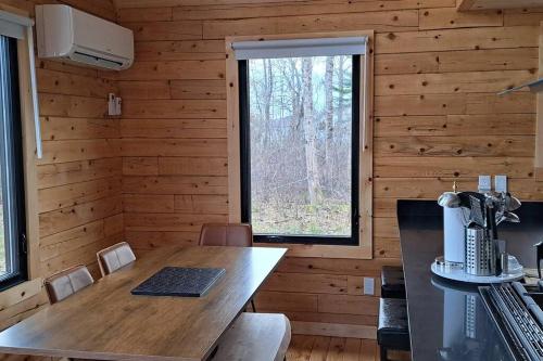 Islander Lodge - Lochaber Lake Lodges in Greenwold (NS)