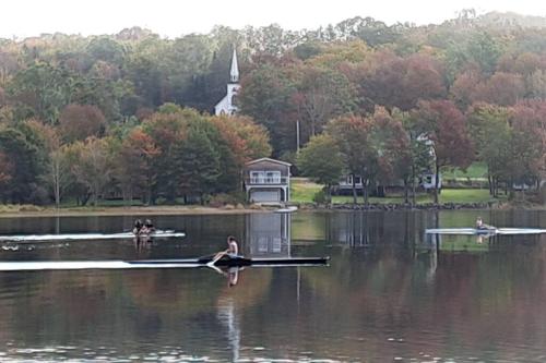 Islander Lodge - Lochaber Lake Lodges in Greenwold (NS)