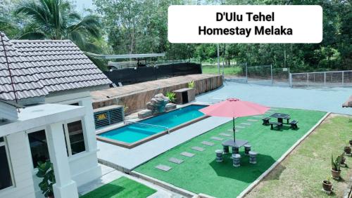 B&B Malacca - D'Ulu Tehel Homestay Melaka - Private Swimming Pool - Bed and Breakfast Malacca