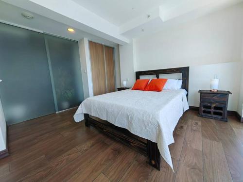 706 Torres Los Yoses Hermoso apartamento en Barrio Escalante con Parqueo - image 2
